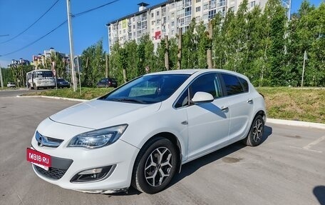 Opel Astra J, 2012 год, 670 000 рублей, 12 фотография