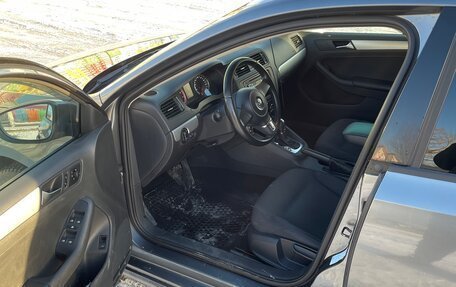 Volkswagen Jetta VI, 2012 год, 700 000 рублей, 11 фотография