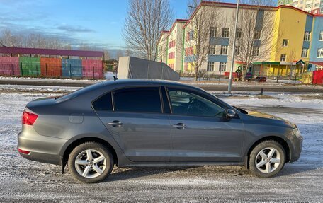Volkswagen Jetta VI, 2012 год, 700 000 рублей, 8 фотография