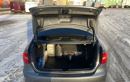 Volkswagen Jetta VI, 2012 год, 700 000 рублей, 10 фотография