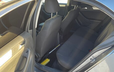 Volkswagen Jetta VI, 2012 год, 700 000 рублей, 12 фотография