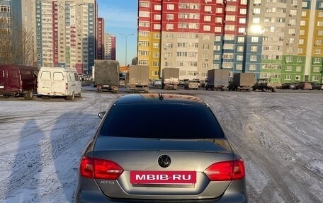 Volkswagen Jetta VI, 2012 год, 700 000 рублей, 6 фотография