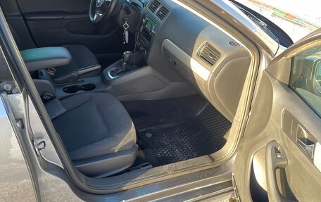 Volkswagen Jetta VI, 2012 год, 700 000 рублей, 14 фотография