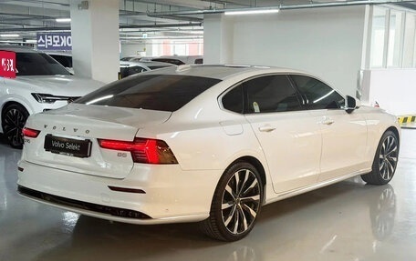 Volvo S90 II рестайлинг, 2025 год, 5 872 027 рублей, 4 фотография