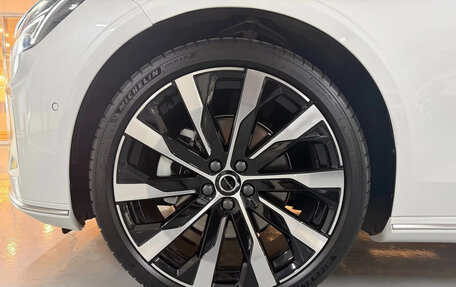 Volvo S90 II рестайлинг, 2025 год, 5 872 027 рублей, 17 фотография