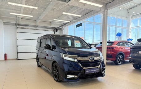 Honda Stepwgn IV, 2019 год, 2 499 900 рублей, 8 фотография