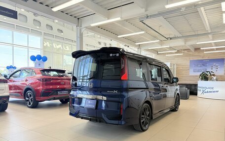 Honda Stepwgn IV, 2019 год, 2 499 900 рублей, 6 фотография