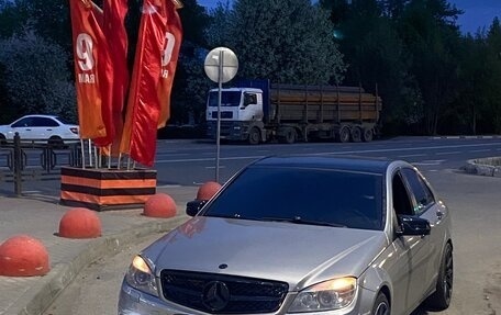 Mercedes-Benz C-Класс, 2008 год, 750 000 рублей, 3 фотография