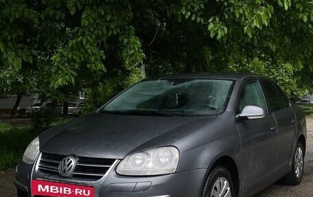Volkswagen Jetta VI, 2010 год, 550 000 рублей, 6 фотография