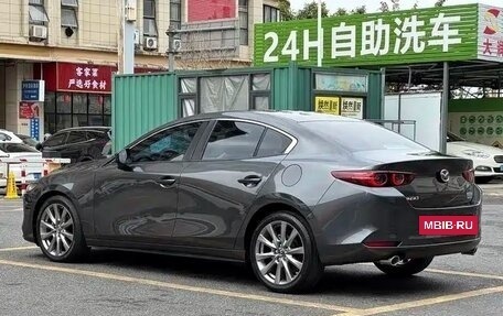 Mazda 3, 2022 год, 1 650 000 рублей, 7 фотография
