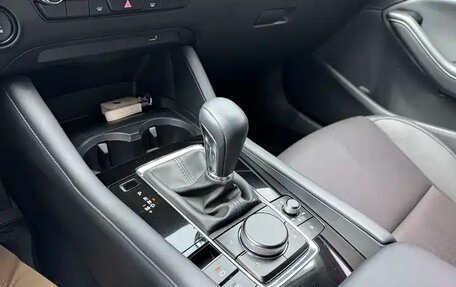Mazda 3, 2022 год, 1 650 000 рублей, 14 фотография