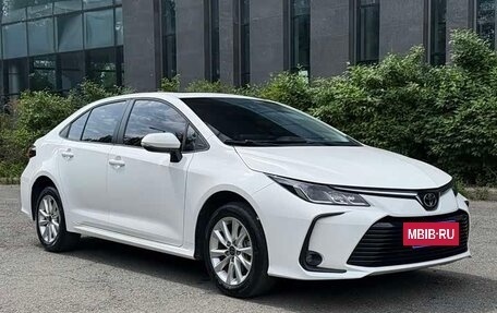 Toyota Corolla, 2022 год, 1 190 000 рублей, 3 фотография