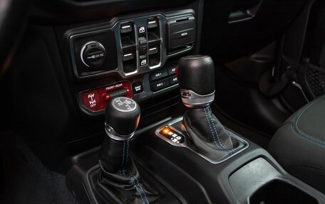 Jeep Wrangler, 2022 год, 6 499 000 рублей, 10 фотография
