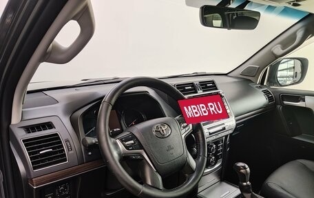 Toyota Land Cruiser Prado 150 рестайлинг 2, 2018 год, 5 850 000 рублей, 15 фотография