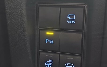 Toyota Land Cruiser Prado 150 рестайлинг 2, 2018 год, 5 850 000 рублей, 27 фотография