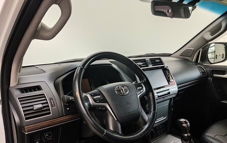 Toyota Land Cruiser Prado 150 рестайлинг 2, 2019 год, 5 255 000 рублей, 14 фотография