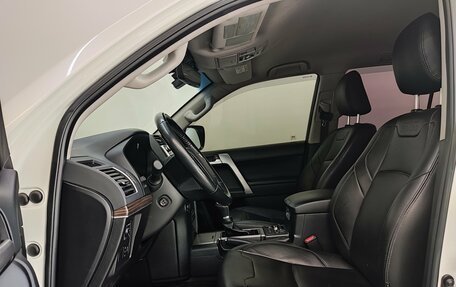 Toyota Land Cruiser Prado 150 рестайлинг 2, 2019 год, 5 255 000 рублей, 15 фотография