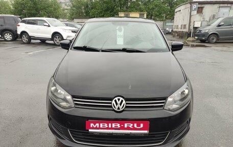 Volkswagen Polo VI (EU Market), 2013 год, 599 000 рублей, 2 фотография