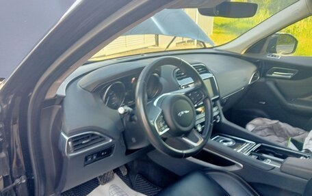 Jaguar F-Pace, 2020 год, 3 000 000 рублей, 13 фотография