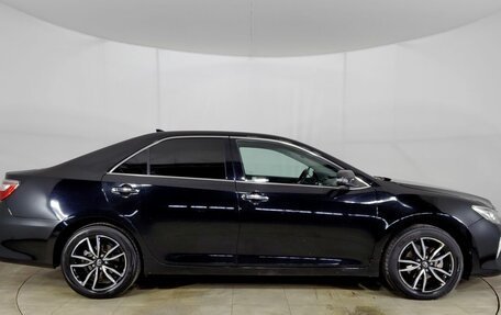 Toyota Camry, 2018 год, 2 315 000 рублей, 8 фотография