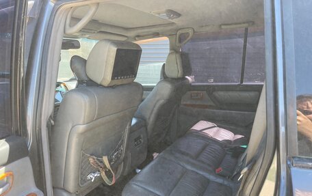 Toyota Land Cruiser 100 рестайлинг 2, 2006 год, 1 700 рублей, 10 фотография