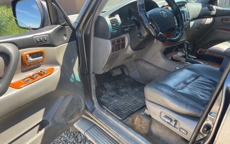 Toyota Land Cruiser 100 рестайлинг 2, 2006 год, 1 700 рублей, 12 фотография