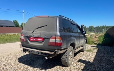 Toyota Land Cruiser 100 рестайлинг 2, 2006 год, 1 700 рублей, 20 фотография
