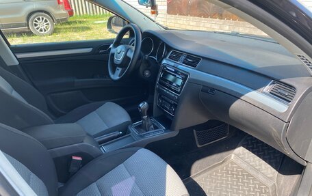 Skoda Superb III рестайлинг, 2009 год, 685 000 рублей, 16 фотография