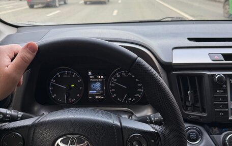 Toyota RAV4, 2018 год, 2 680 000 рублей, 3 фотография