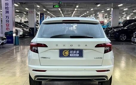 Skoda Karoq I, 2022 год, 2 090 000 рублей, 5 фотография