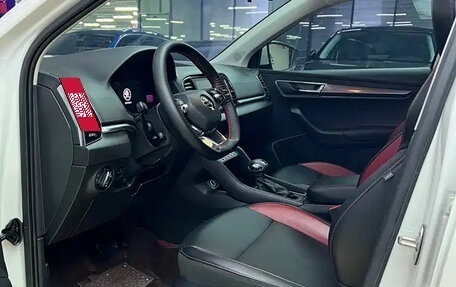 Skoda Karoq I, 2022 год, 2 090 000 рублей, 7 фотография