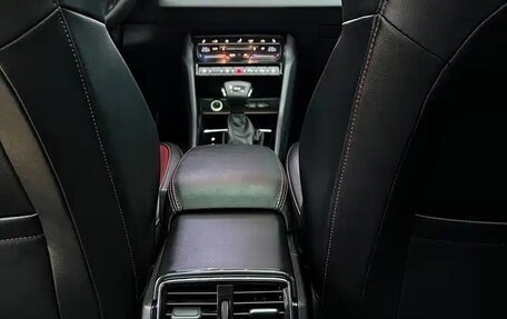 Skoda Karoq I, 2022 год, 2 090 000 рублей, 11 фотография