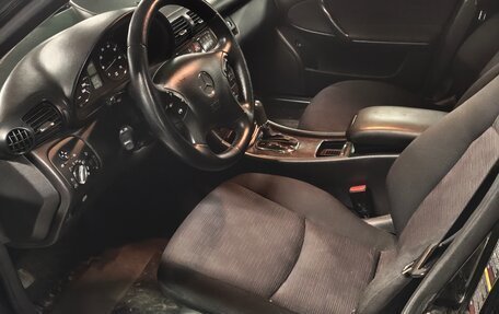 Mercedes-Benz C-Класс, 2004 год, 375 000 рублей, 5 фотография