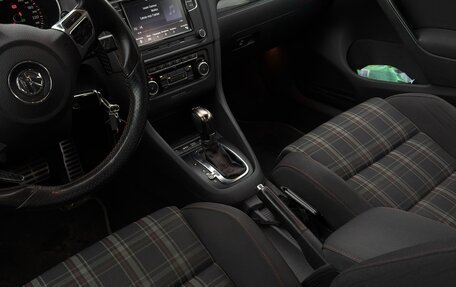 Volkswagen Golf GTI VII, 2011 год, 1 600 000 рублей, 6 фотография