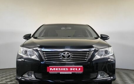 Toyota Camry, 2013 год, 1 370 000 рублей, 2 фотография