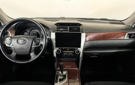 Toyota Camry, 2013 год, 1 370 000 рублей, 13 фотография
