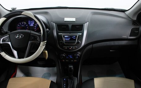Hyundai Solaris II рестайлинг, 2016 год, 1 075 000 рублей, 14 фотография