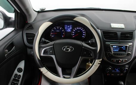 Hyundai Solaris II рестайлинг, 2016 год, 1 075 000 рублей, 17 фотография