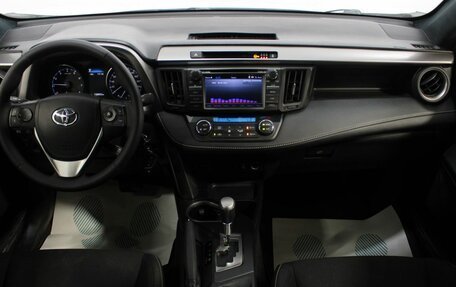 Toyota RAV4, 2016 год, 1 750 000 рублей, 14 фотография