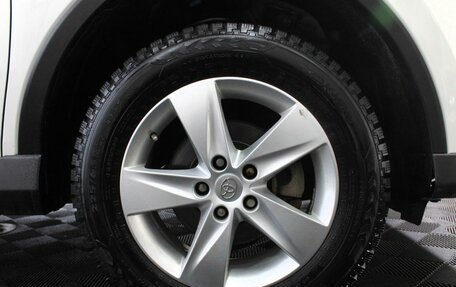 Toyota RAV4, 2016 год, 1 750 000 рублей, 21 фотография