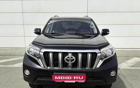 Toyota Land Cruiser Prado 150 рестайлинг 2, 2014 год, 2 940 000 рублей, 2 фотография