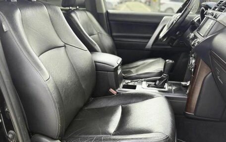 Toyota Land Cruiser Prado 150 рестайлинг 2, 2014 год, 2 940 000 рублей, 15 фотография