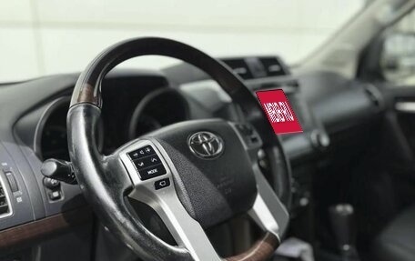 Toyota Land Cruiser Prado 150 рестайлинг 2, 2014 год, 2 940 000 рублей, 10 фотография