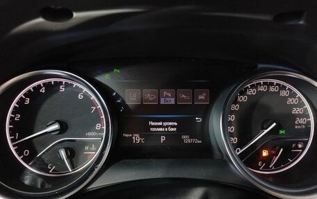Toyota Camry, 2019 год, 2 700 000 рублей, 13 фотография