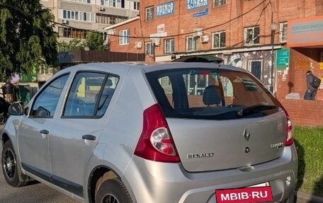 Renault Sandero I, 2013 год, 800 000 рублей, 3 фотография