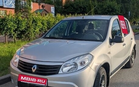 Renault Sandero I, 2013 год, 800 000 рублей, 7 фотография