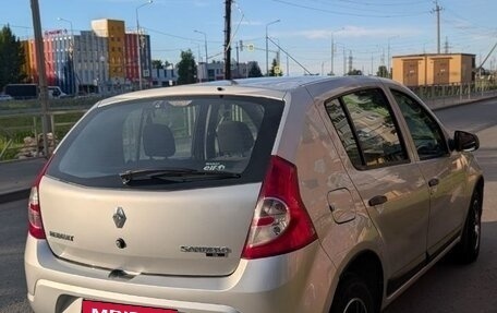 Renault Sandero I, 2013 год, 800 000 рублей, 8 фотография