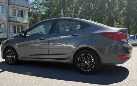 Hyundai Solaris II рестайлинг, 2016 год, 1 100 000 рублей, 4 фотография