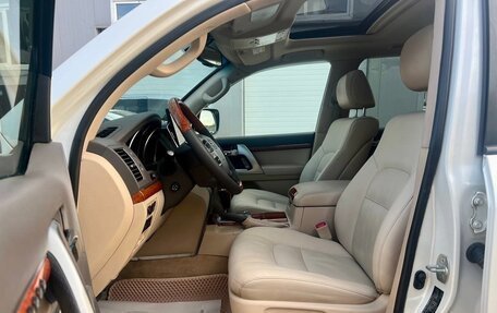 Toyota Land Cruiser 200, 2014 год, 3 899 000 рублей, 7 фотография
