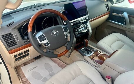 Toyota Land Cruiser 200, 2014 год, 3 899 000 рублей, 8 фотография